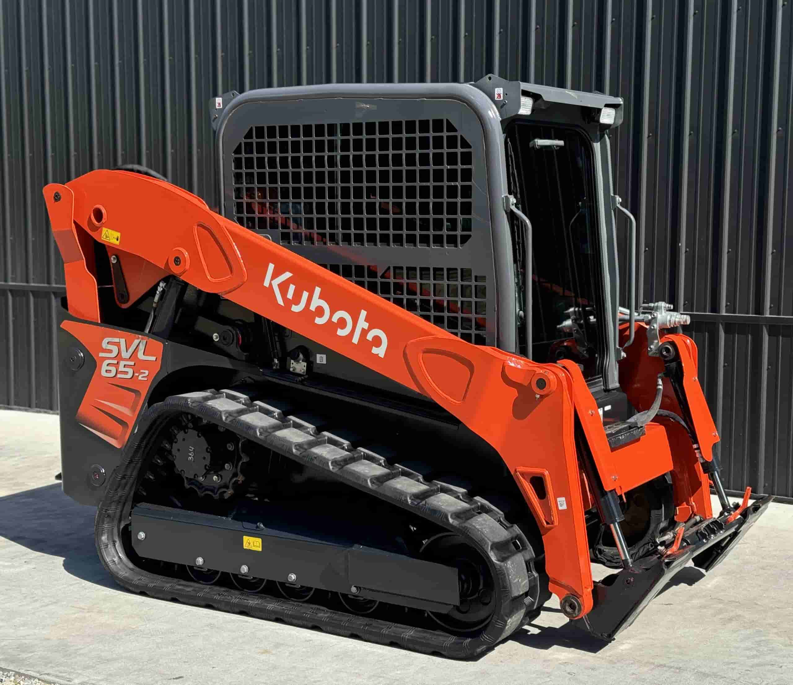 2022 KUBOTA SVL65-2
